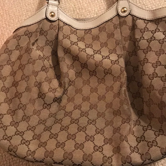 Gucci Shoulder Bag - Picture 5 of 8